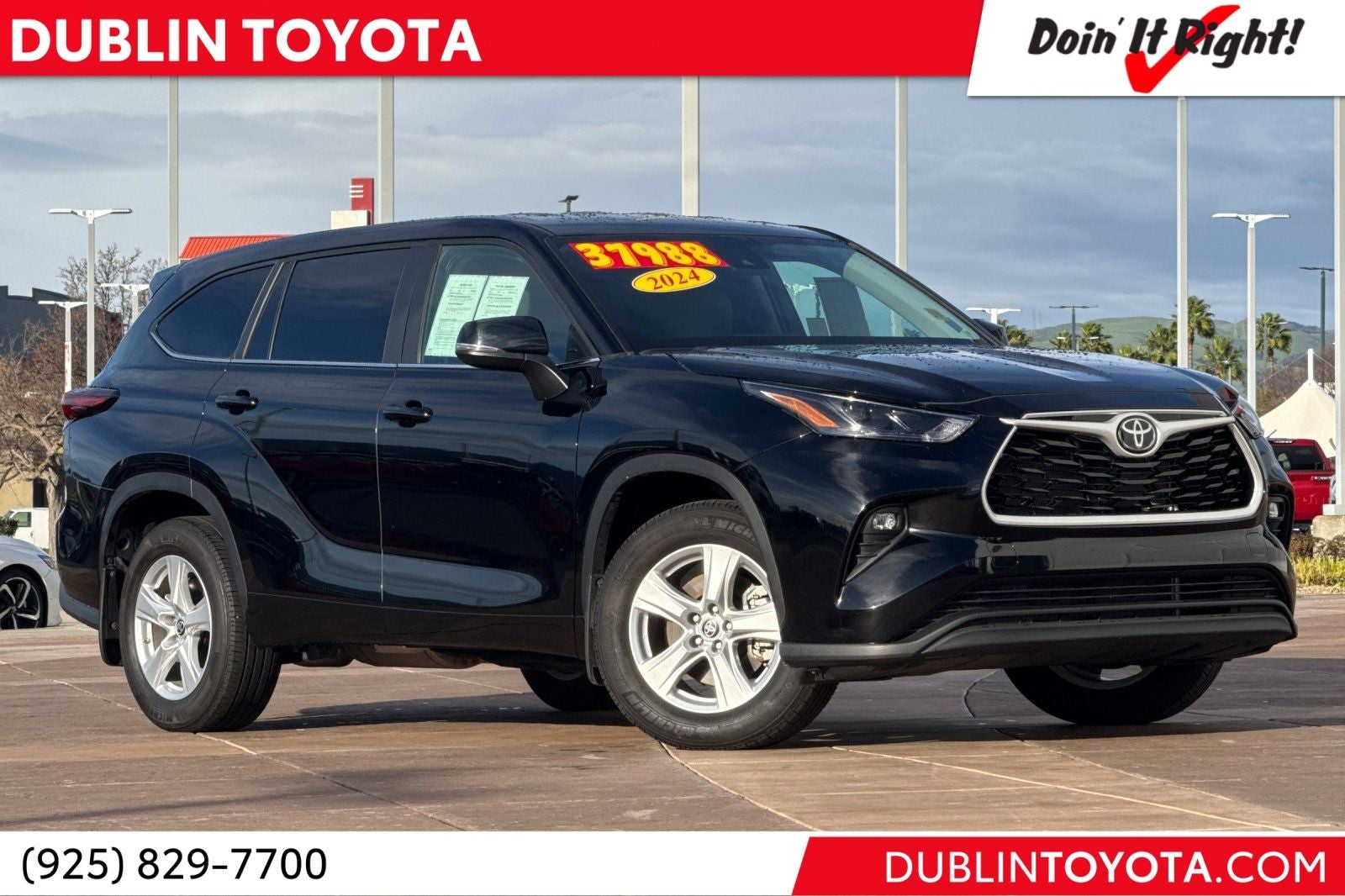 2024 Toyota Highlander LE
