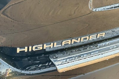 2024 Toyota Highlander LE