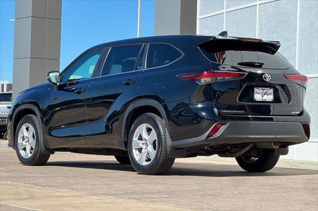 2024 Toyota Highlander LE