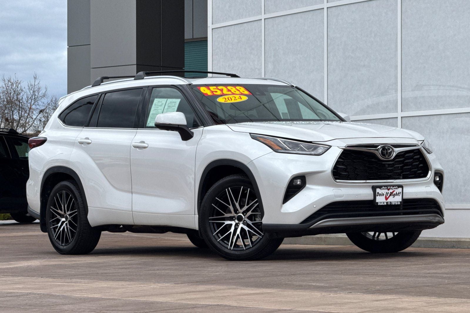 2024 Toyota Highlander Platinum