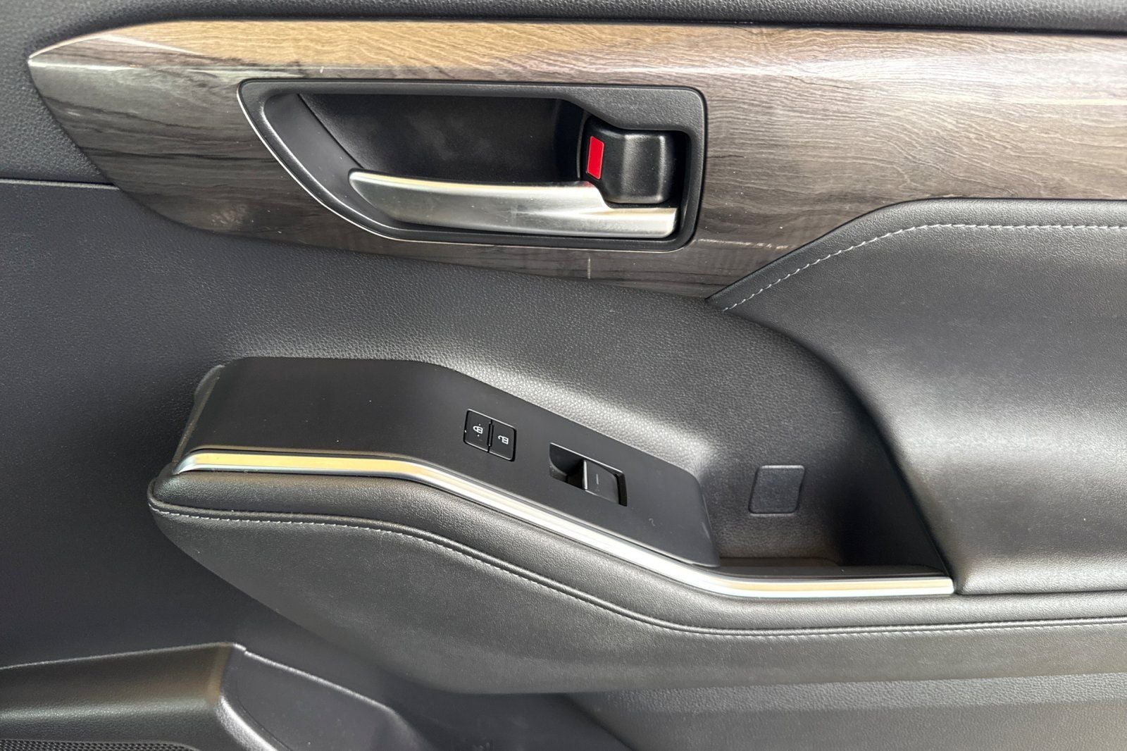 2024 Toyota Highlander Platinum