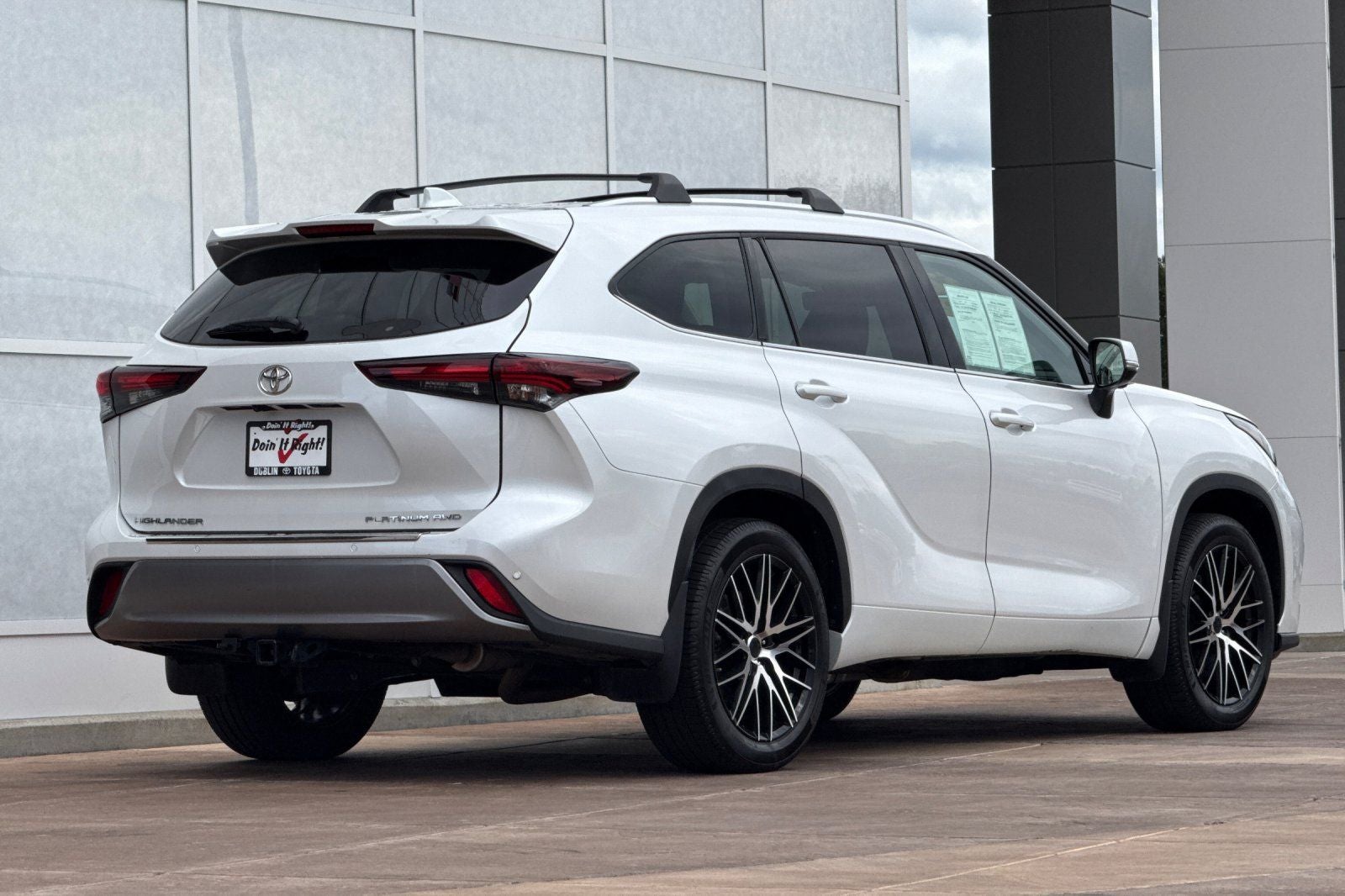 2024 Toyota Highlander Platinum