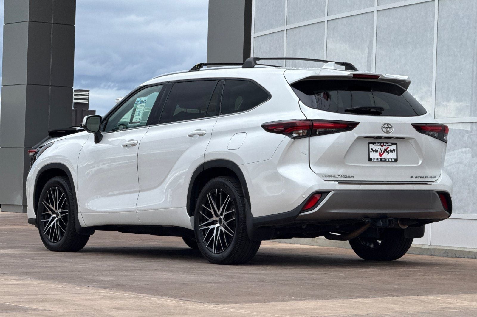 2024 Toyota Highlander Platinum