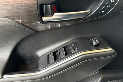 2024 Toyota Highlander Platinum