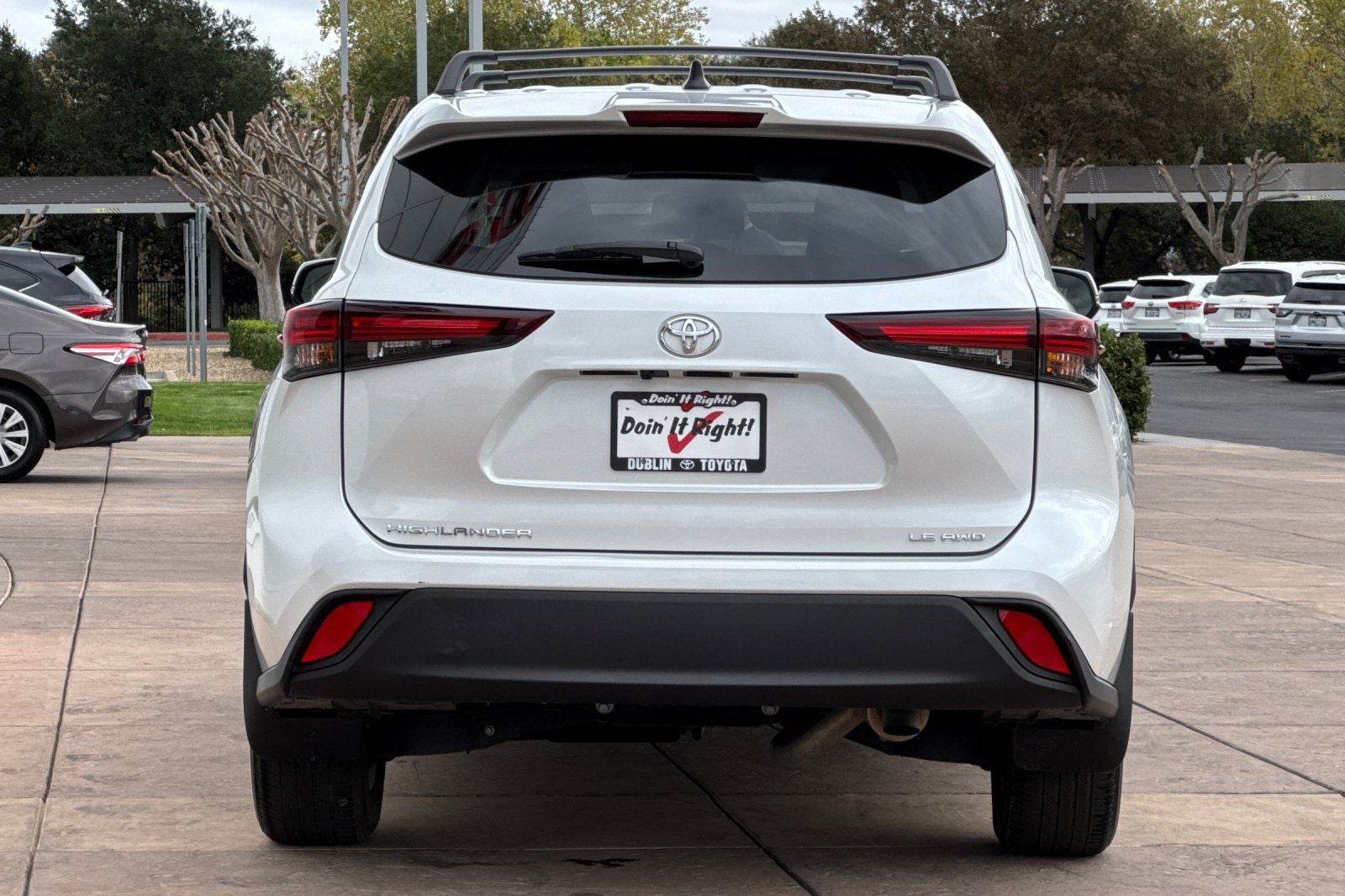 2024 Toyota Highlander LE