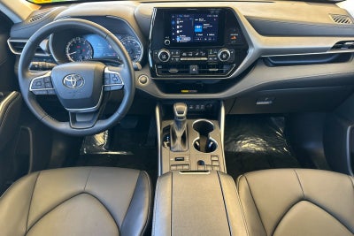 2025 Toyota Highlander XLE