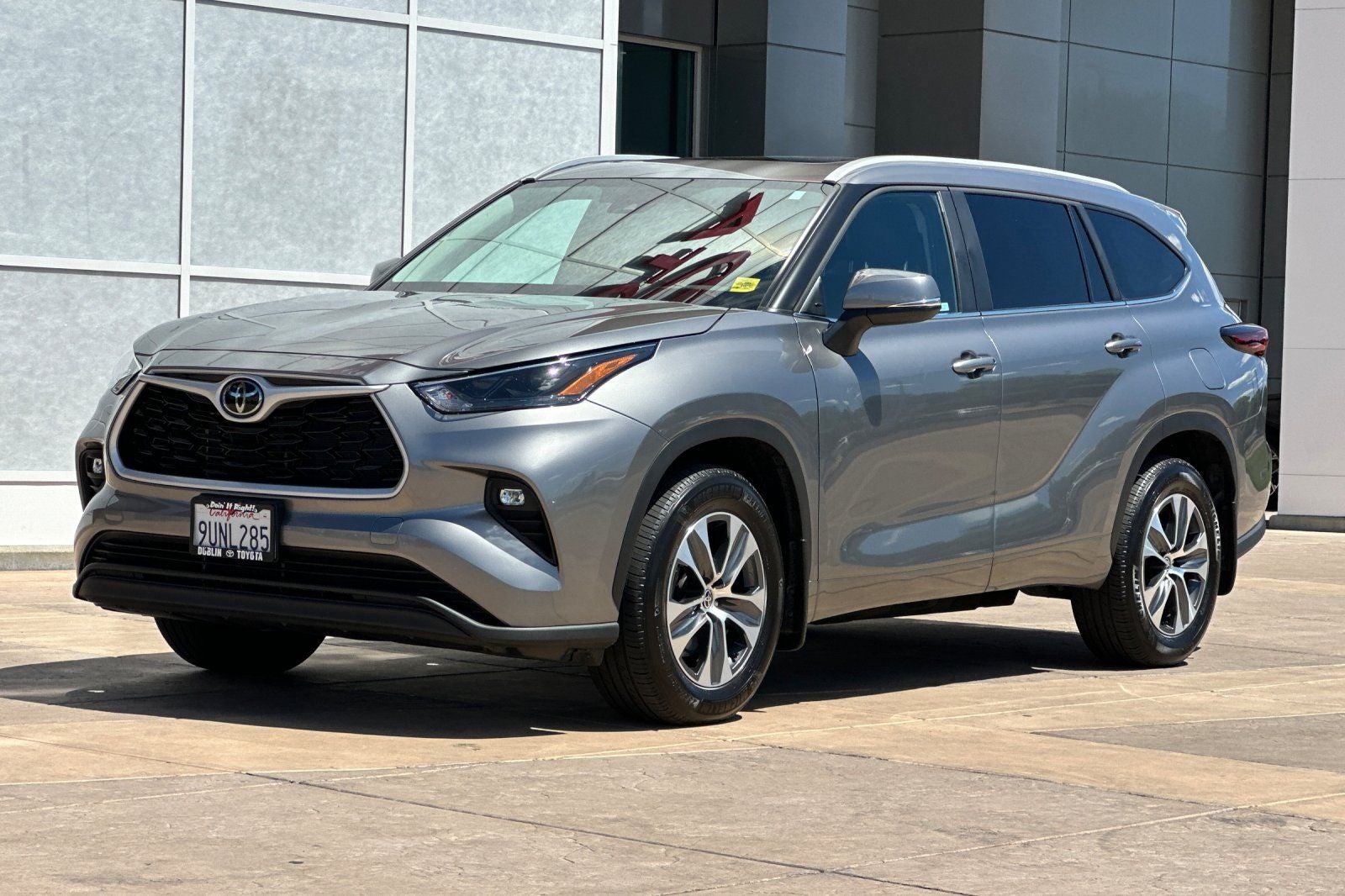 2025 Toyota Highlander XLE