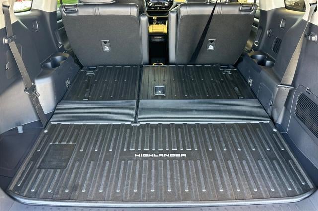 2025 Toyota Highlander XLE