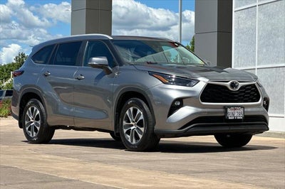 2025 Toyota Highlander XLE