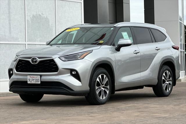 2024 Toyota Highlander XLE