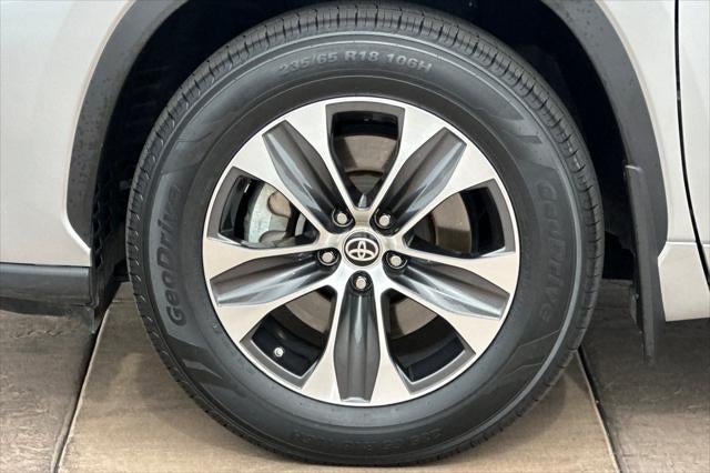 2024 Toyota Highlander XLE