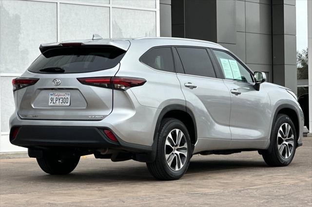 2024 Toyota Highlander XLE