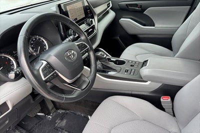 2023 Toyota Highlander LE