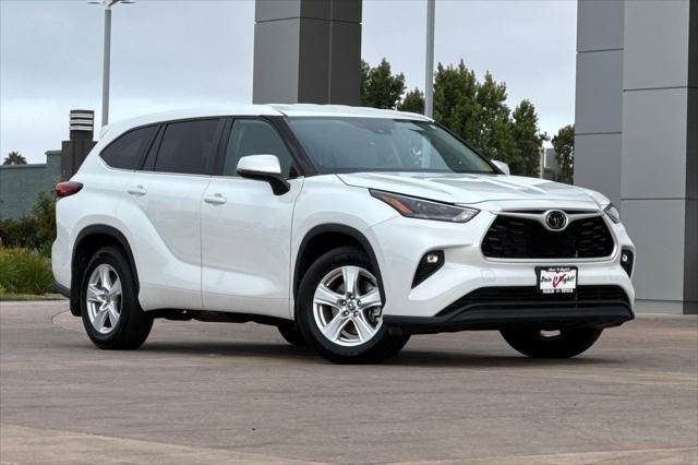 2023 Toyota Highlander LE