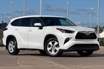 2024 Toyota Highlander LE