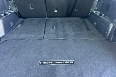 2025 Toyota Highlander LE