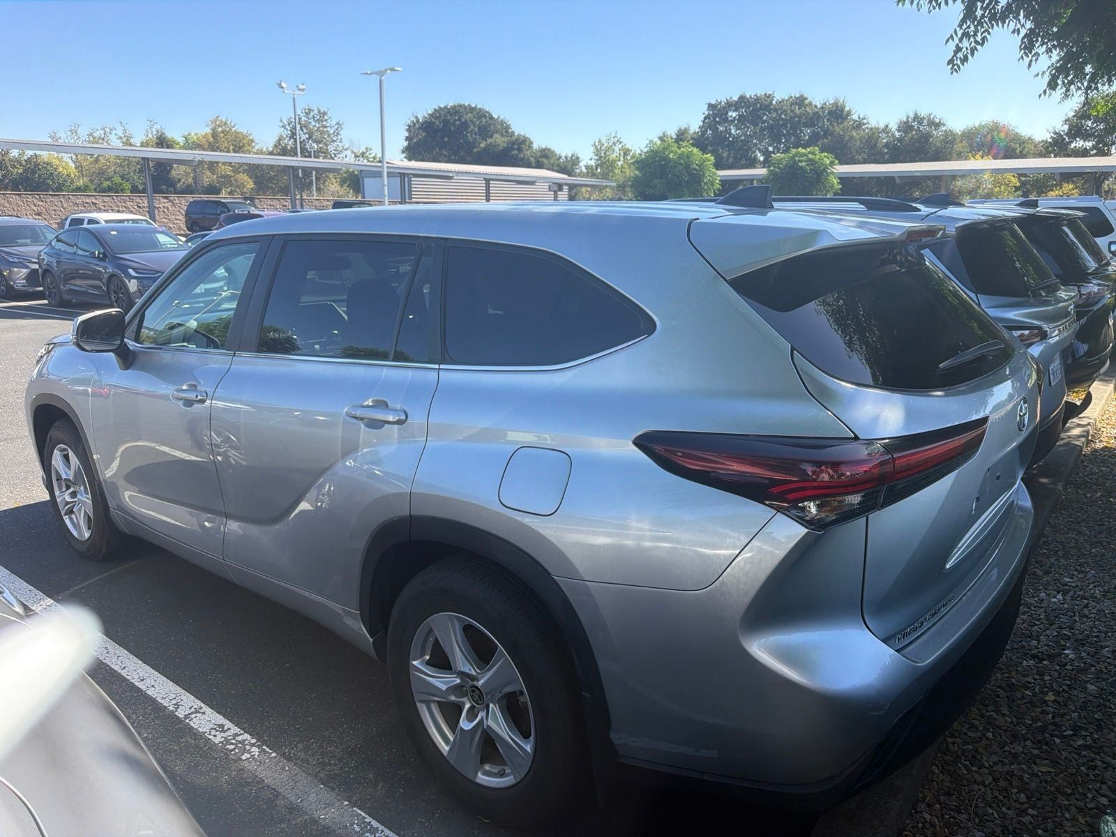 2025 Toyota Highlander LE