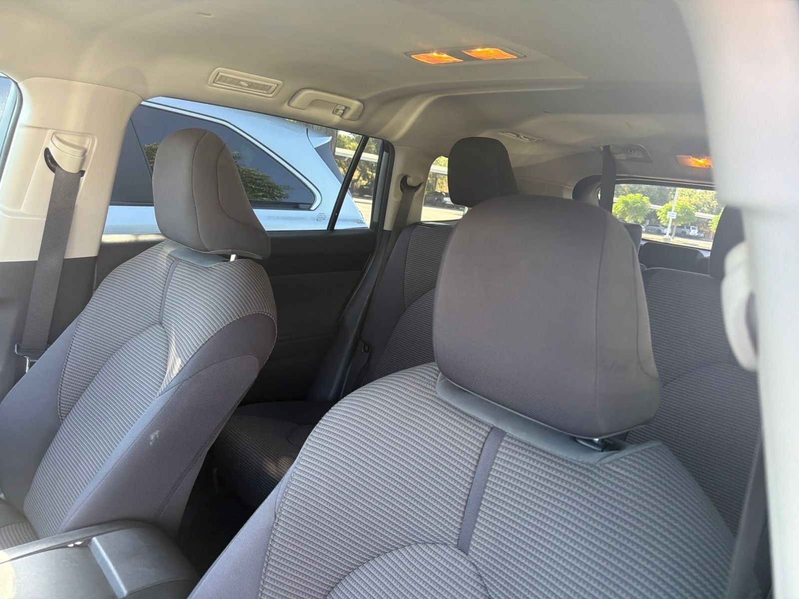 2025 Toyota Highlander LE