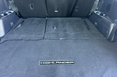 2025 Toyota Highlander LE