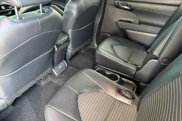 2025 Toyota Highlander XSE