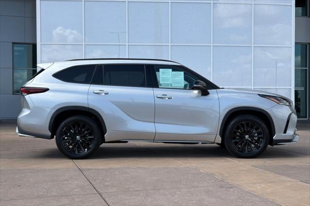 2025 Toyota Highlander XSE