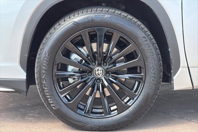 2025 Toyota Highlander XSE