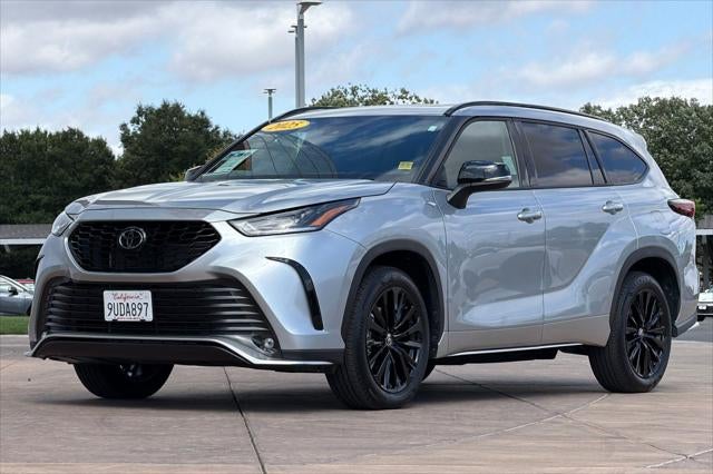 2025 Toyota Highlander XSE
