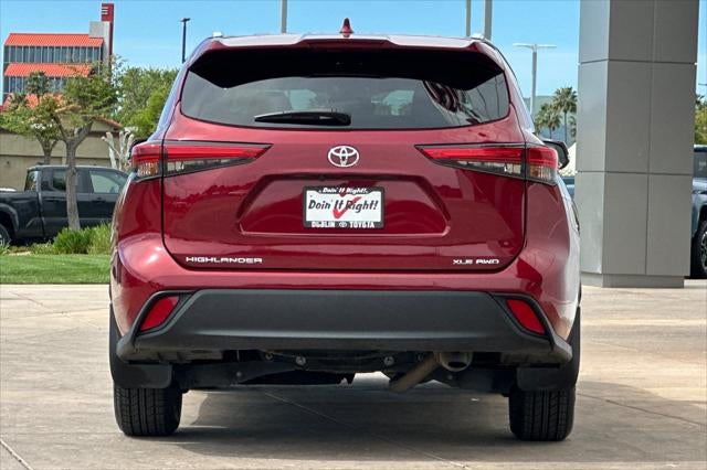 2023 Toyota Highlander XLE