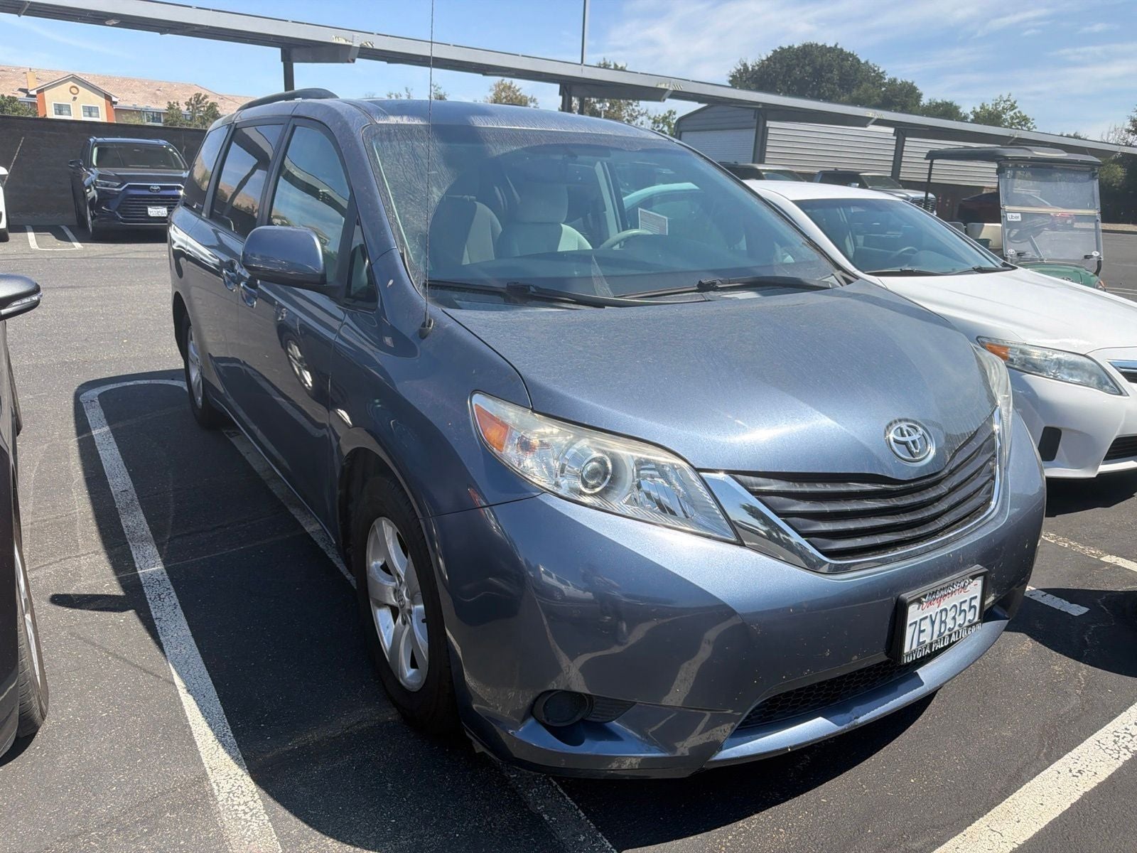 2014 Toyota Sienna LE 8 Passenger