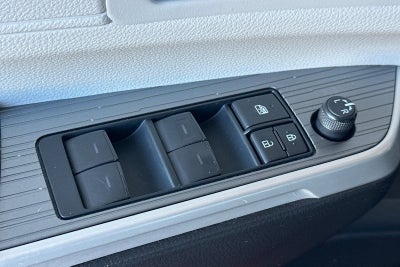 2025 Toyota Sienna LE 8 Passenger