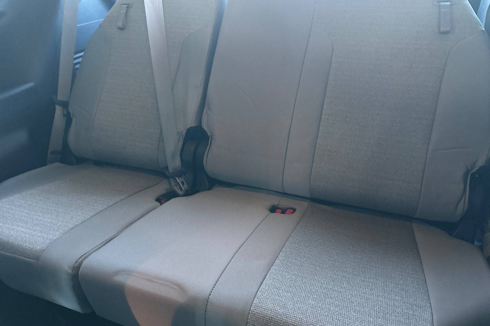 2025 Toyota Sienna LE 8 Passenger