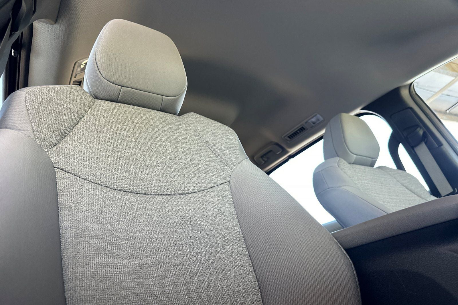 2025 Toyota Sienna LE 8 Passenger