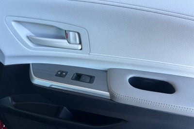2025 Toyota Sienna LE 8 Passenger