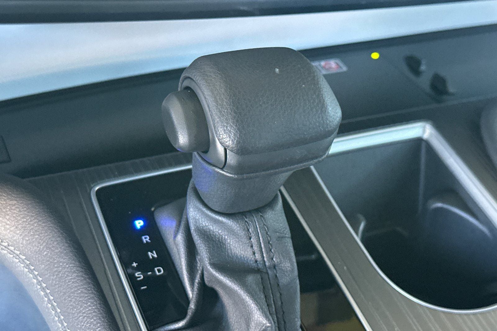 2025 Toyota Sienna LE 8 Passenger