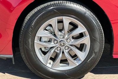 2025 Toyota Sienna LE 8 Passenger