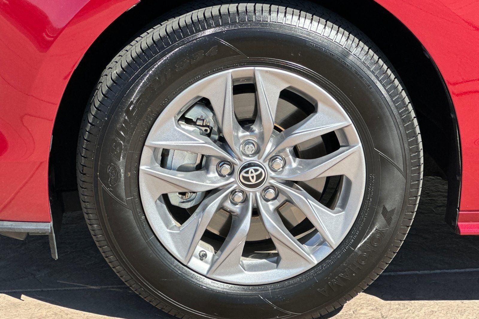 2025 Toyota Sienna LE 8 Passenger