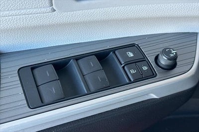 2025 Toyota Sienna LE 8 Passenger