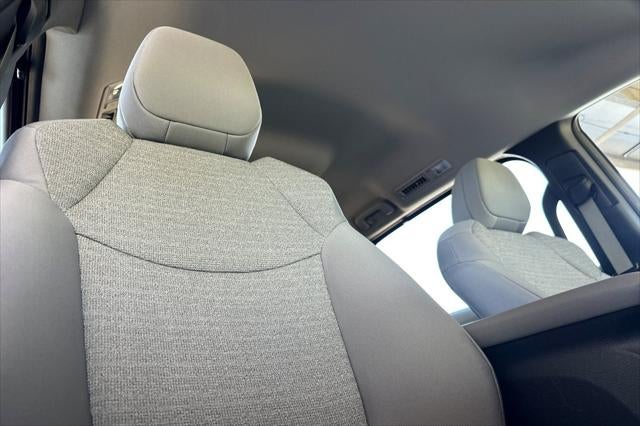 2025 Toyota Sienna LE 8 Passenger