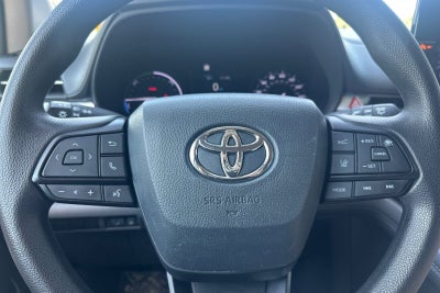 2024 Toyota Sienna LE 8 Passenger