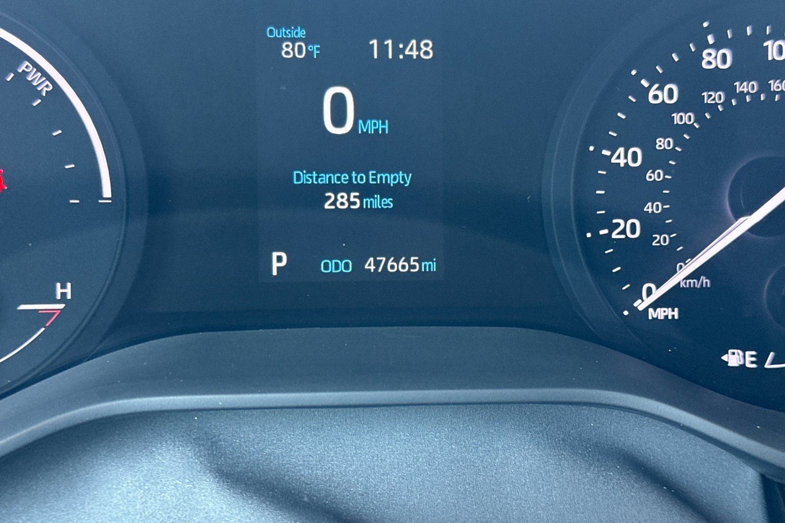 2024 Toyota Sienna LE 8 Passenger