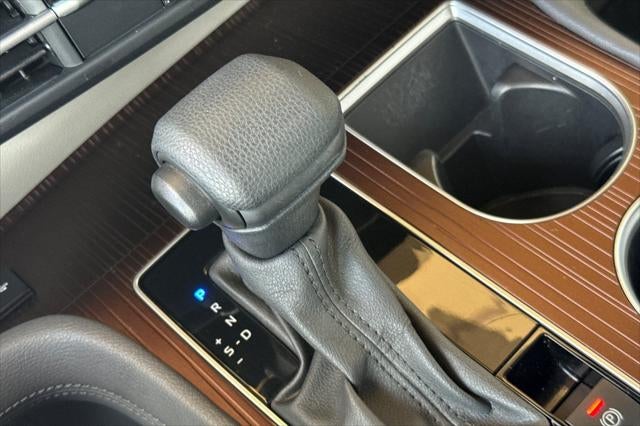 2024 Toyota Sienna LE 8 Passenger