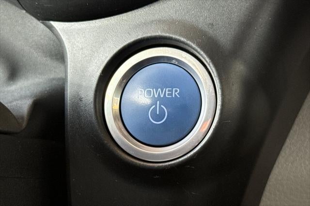 2024 Toyota Sienna LE 8 Passenger