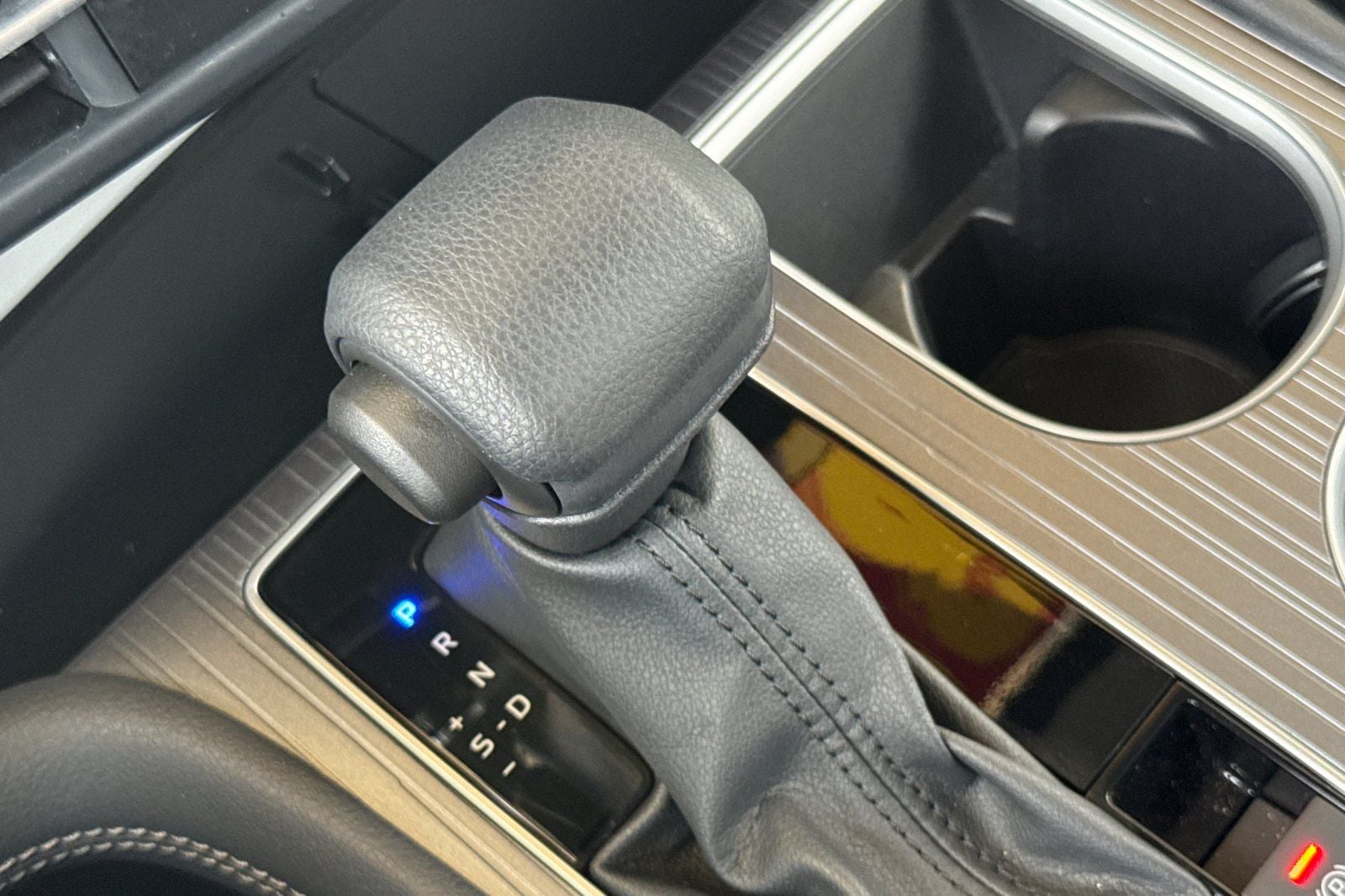 2025 Toyota Sienna LE 8 Passenger