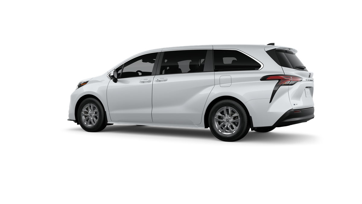 2026 Toyota Sienna LE 8 Passenger
