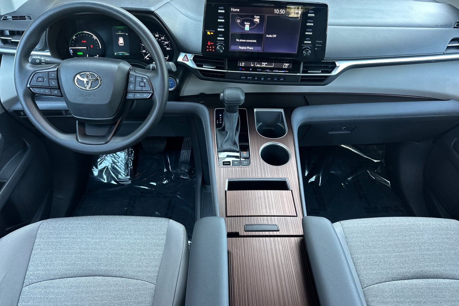 2024 Toyota Sienna LE 8 Passenger