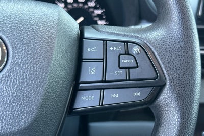 2024 Toyota Sienna LE 8 Passenger