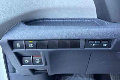 2024 Toyota Sienna LE 8 Passenger