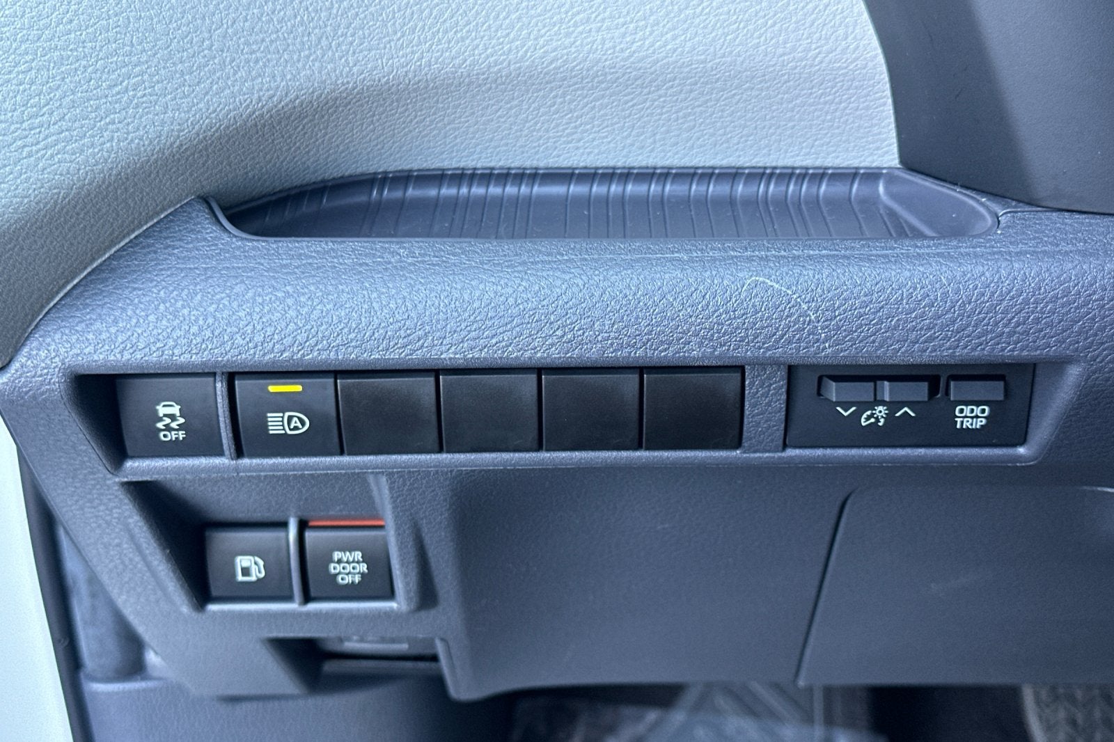 2024 Toyota Sienna LE 8 Passenger