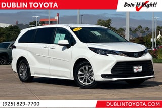 2024 Toyota Sienna LE 8 Passenger