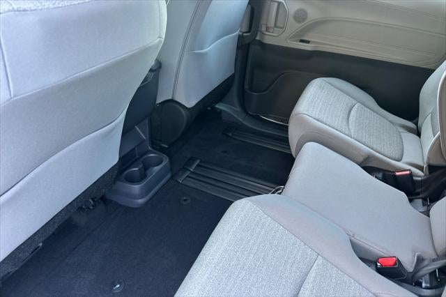 2024 Toyota Sienna LE 8 Passenger